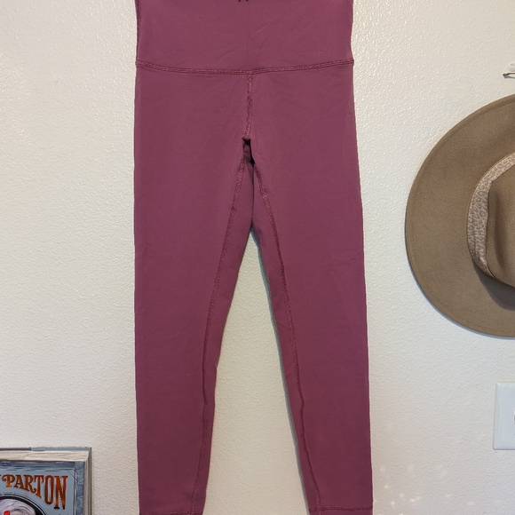 Lululemon leggings 7/8 - Picture 2 of 8